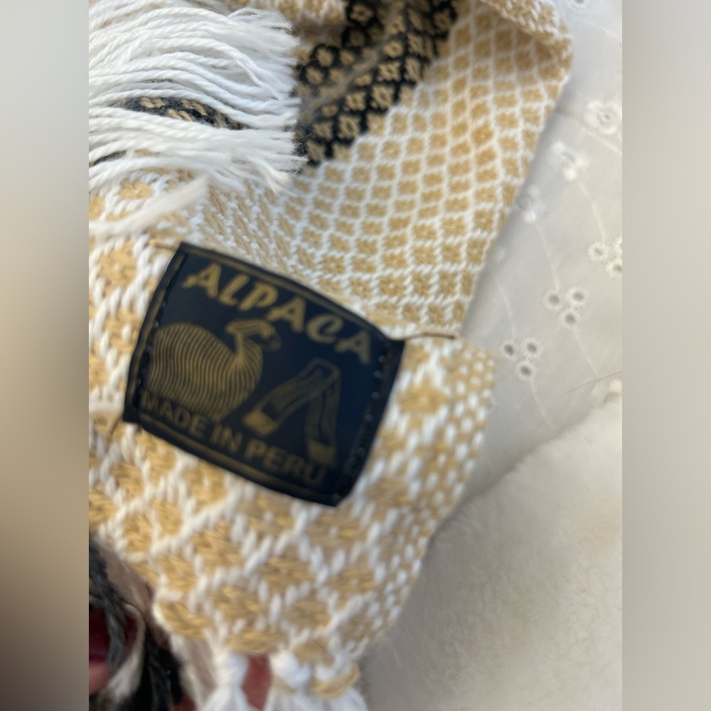 Scarf - Picture 5 of 5